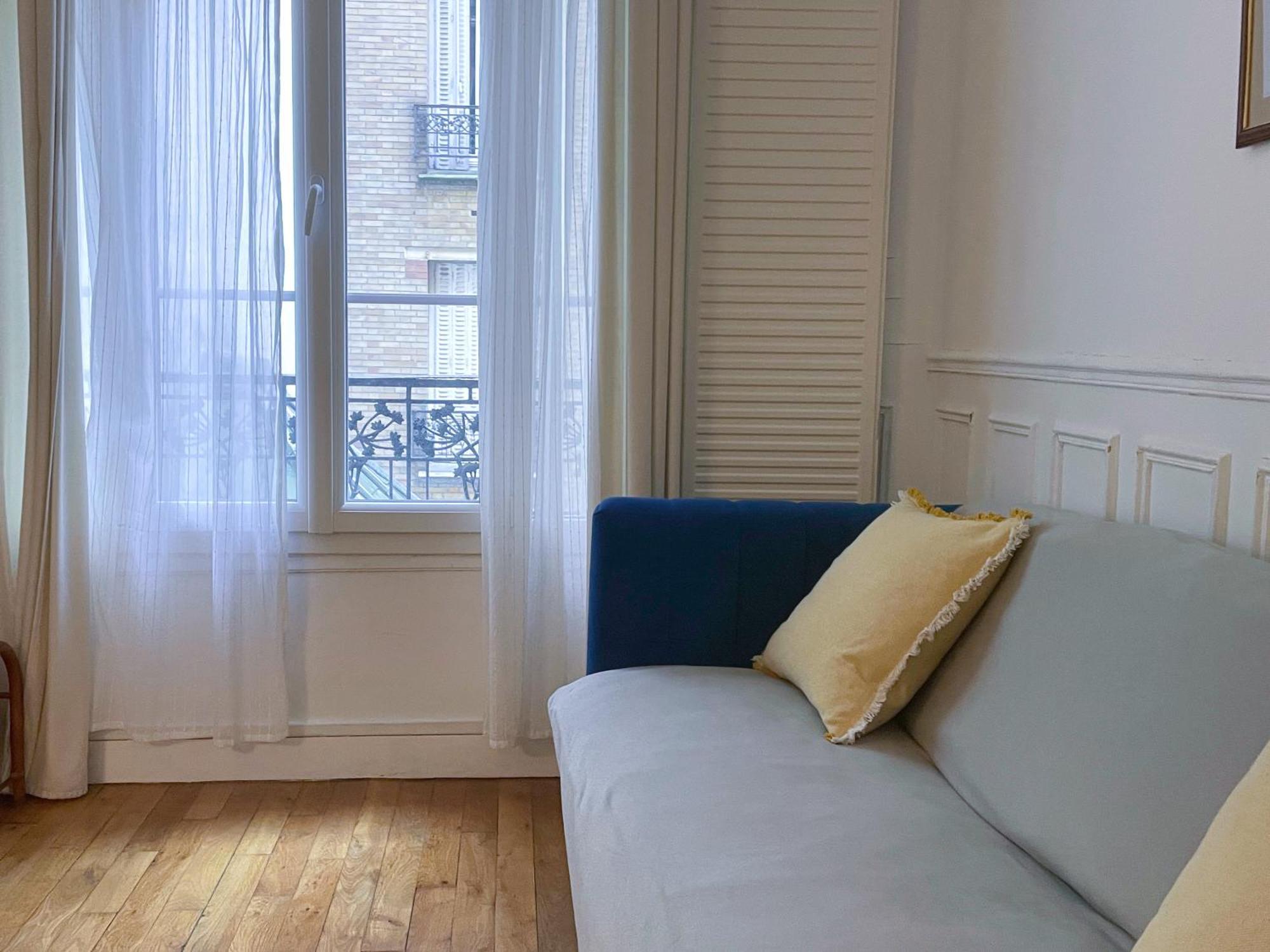 Le Pinky Bird - 12 Apartment *